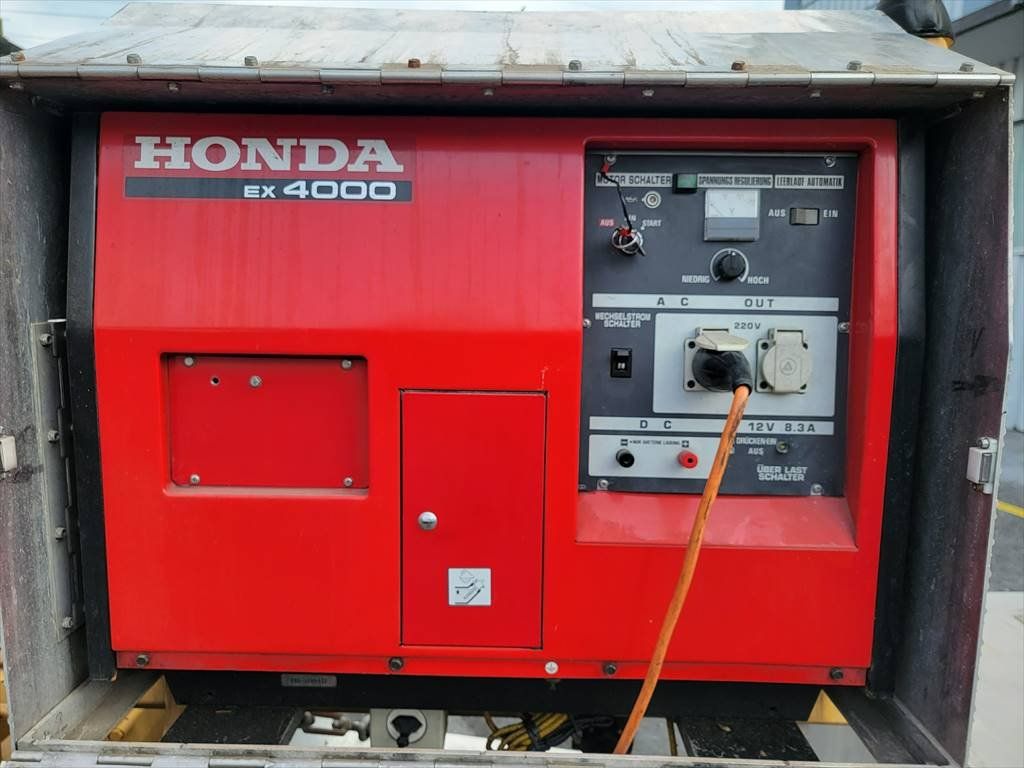 Arbeitsbühne Teupen SL 14